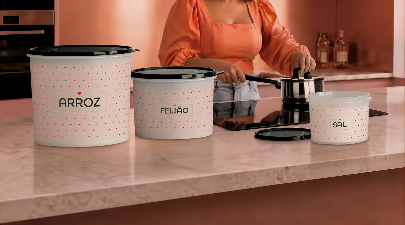 Tupper Caixas da linha exclusiva Simone Mendes para arroz, feijão e sal — vedação e organização para os mantimentos secos da cozinha.